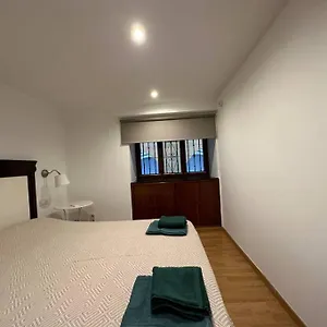 Apartamento Patio Sevillano Frente Catedral , Sevilla España